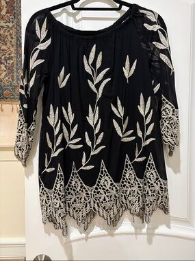 Alfani Black Lined Tunic with Gold & Cream Leaf Embroidery 3/4 sleeves XS